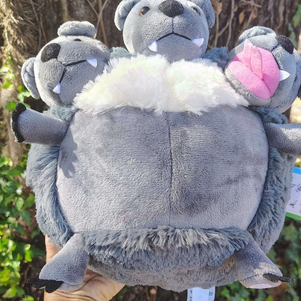 SQUISHABLE CERBERUS 3 HEADED DOGS ROUND 9" PLUSH NWT - Picture 7 of 8